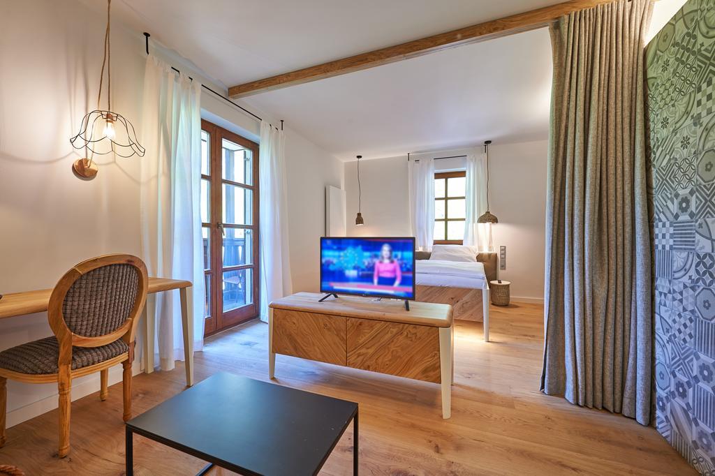 Hotel Plesnik Logarska Dolina Solčava Eksteriør bilde