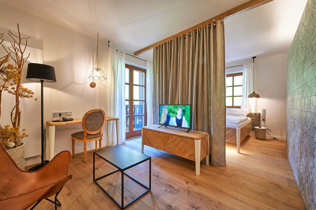Hotel Plesnik Logarska Dolina Solčava Eksteriør bilde